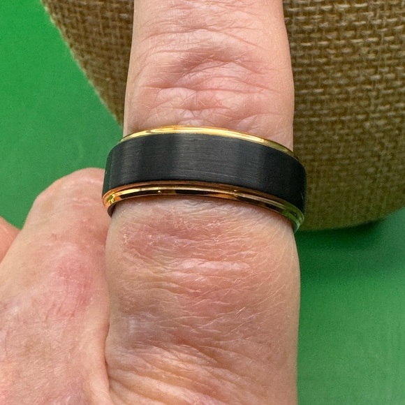 King Will  Gold And Black Plated Tungsten Carbide 8mm Ring Size 10 New - Picture 14 of 16